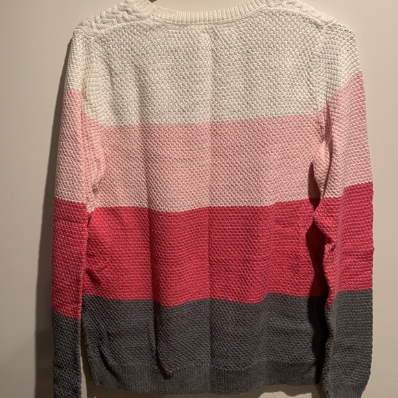 Croft & Barrow set of 2 Cable Knit Sweater’s - Picture 7 of 9